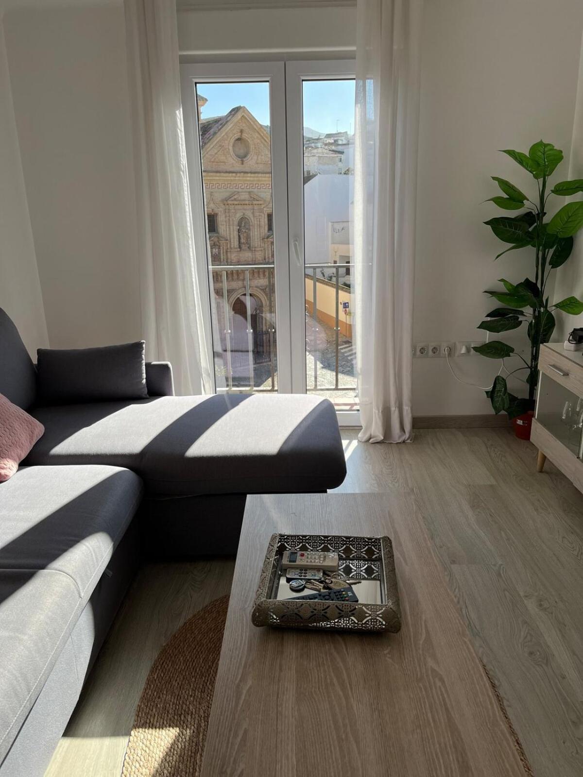 Piso Centro Con Vistas Antequera